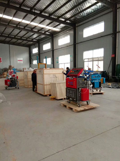 建材防腐的方法是什么? 聽說聚脲材料好像可以(圖1) 防腐保溫聚脲聚氨酯噴涂機(jī)設(shè)備